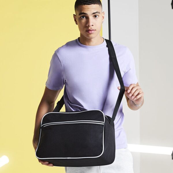 Retro shoulder bag Thumbnail